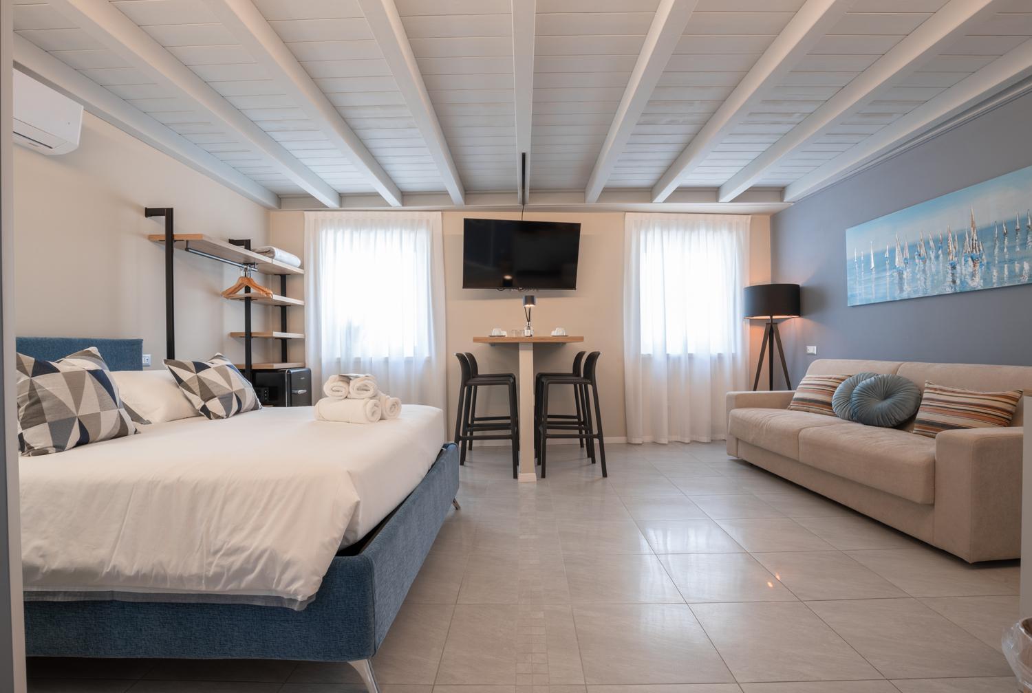 Es Rooms And Apartments Torbole Sul Garda Luaran gambar